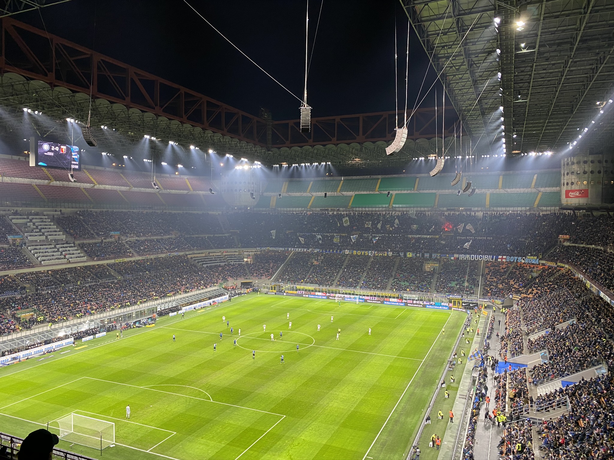 Widok na murawę San Siro podczas meczu Interu Mediolan